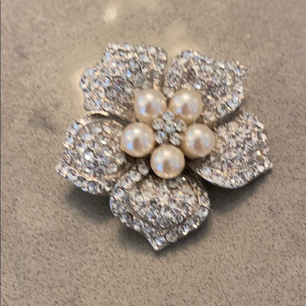 Rhinestone and pearl pin